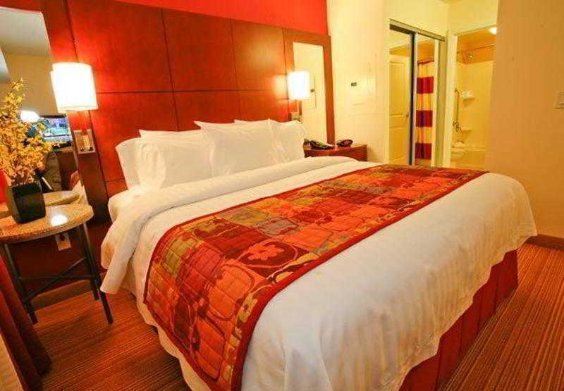 Phoenix Nw/surprise Hotel